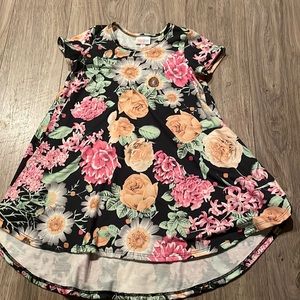 Gorgeous LuLaRoe Scarlett